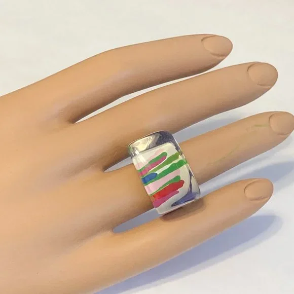 Vintage Lucite Acrylic Ring Size 6 Retro Abstract Hand Painted Pink Red White - Picture 3 of 12